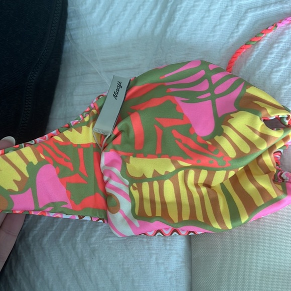 Maaji Pink Geo Print bikini top - Picture 4 of 5